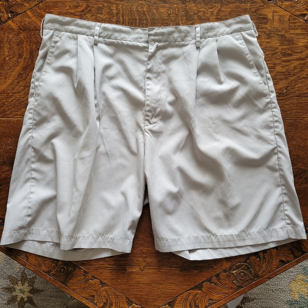 Nike Golf Dri Fit Men's Tan Shorts